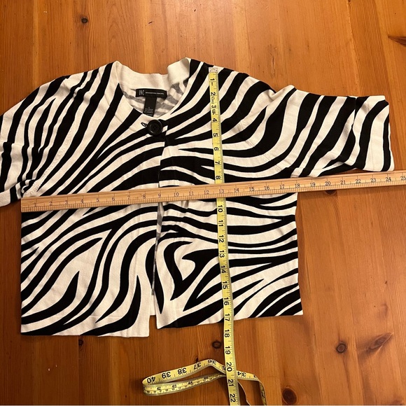 INC Zebra Print Cardigan 3/4 Sleeve Rayon Sweater. Single Button Closure Large. - Picture 4 of 8